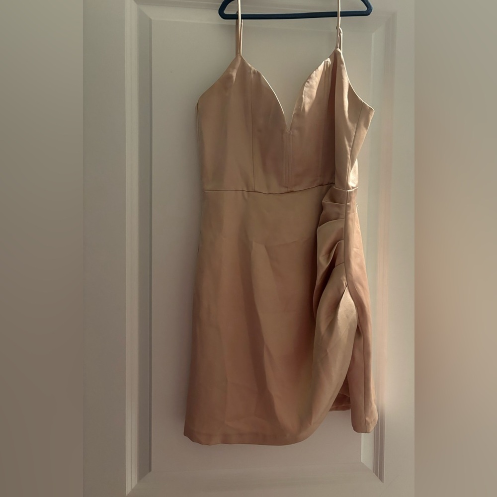 ZARA MINI DRESS. Size S, rose gold color, ruffle detail on side